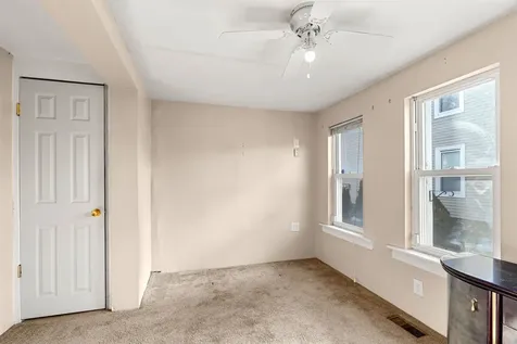 374 Bartlett Street Manchester NH 03102