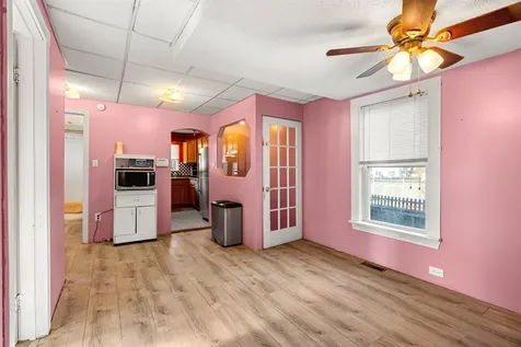 374 Bartlett Street Manchester NH 03102