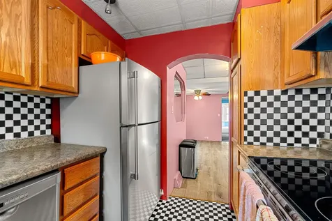 374 Bartlett Street Manchester NH 03102