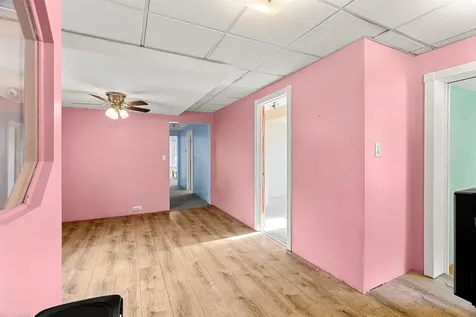 374 Bartlett Street Manchester NH 03102