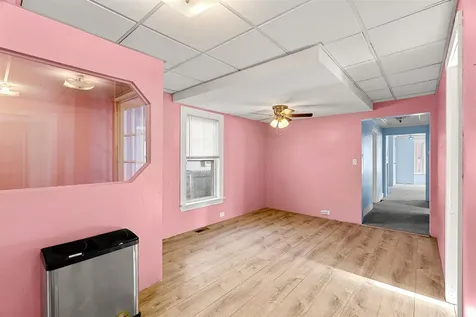 374 Bartlett Street Manchester NH 03102