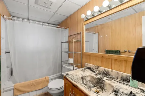 374 Bartlett Street Manchester NH 03102