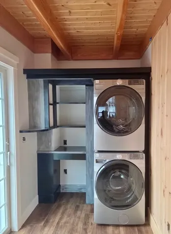 28 Emerald Avenue Hampton NH 03842