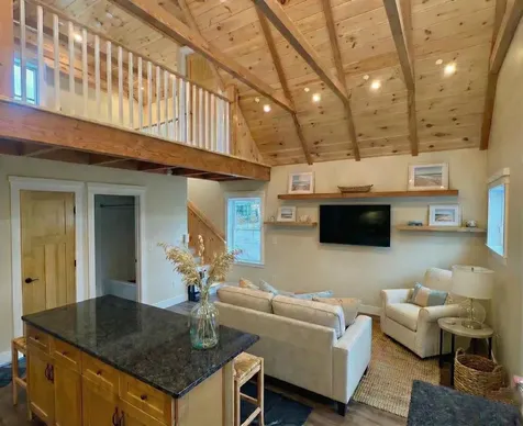 28 Emerald Avenue Hampton NH 03842