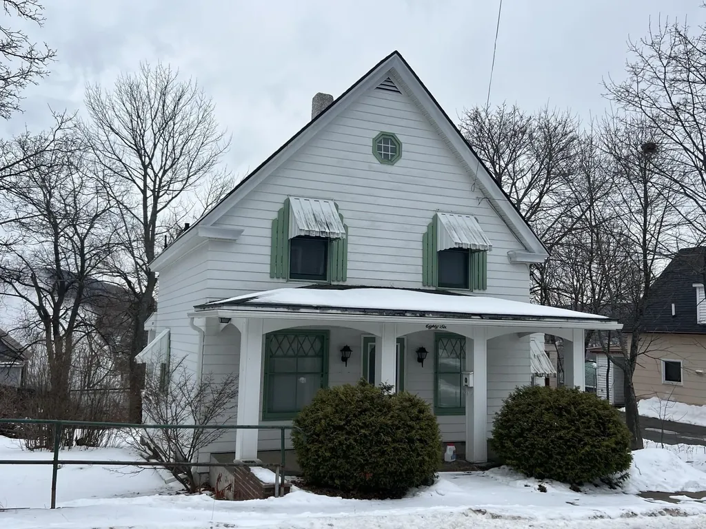 86 Elm Street Berlin NH 03570