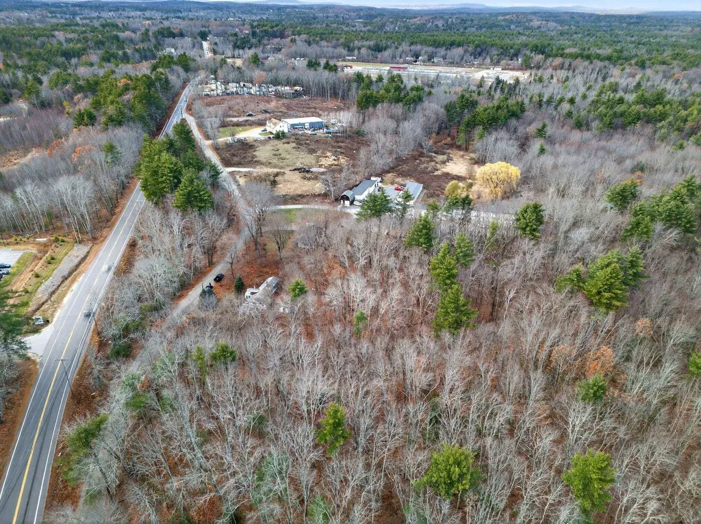 20 Indian River Road Epping NH 03042