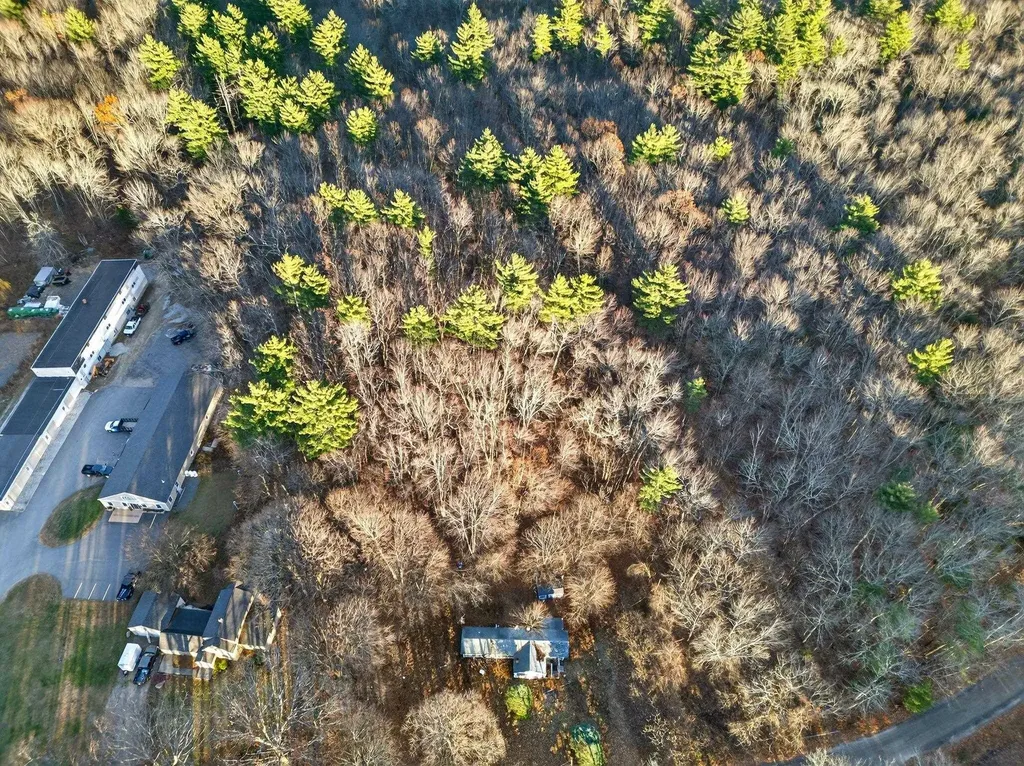 20 Indian River Road Epping NH 03042