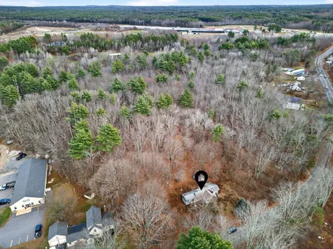 20 Indian River Road Epping NH 03042