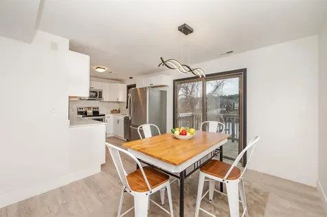 145 Canterbury Lane Londonderry NH 03053