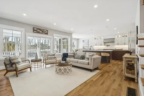 36 Shipwright Way Newington NH 03801