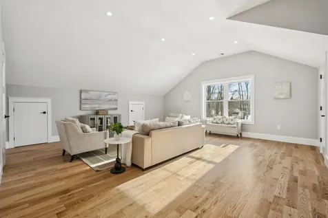 36 Shipwright Way Newington NH 03801