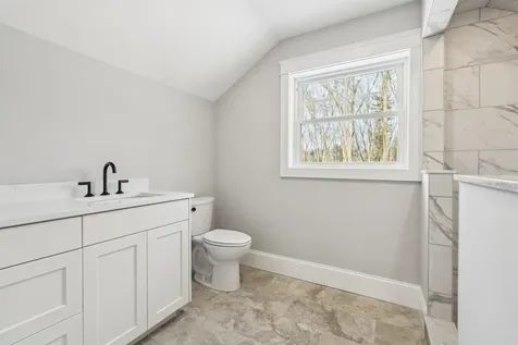 36 Shipwright Way Newington NH 03801