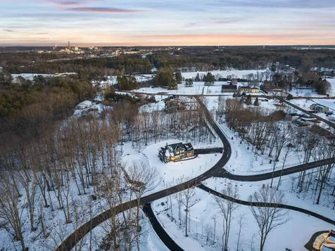 36 Shipwright Way Newington NH 03801