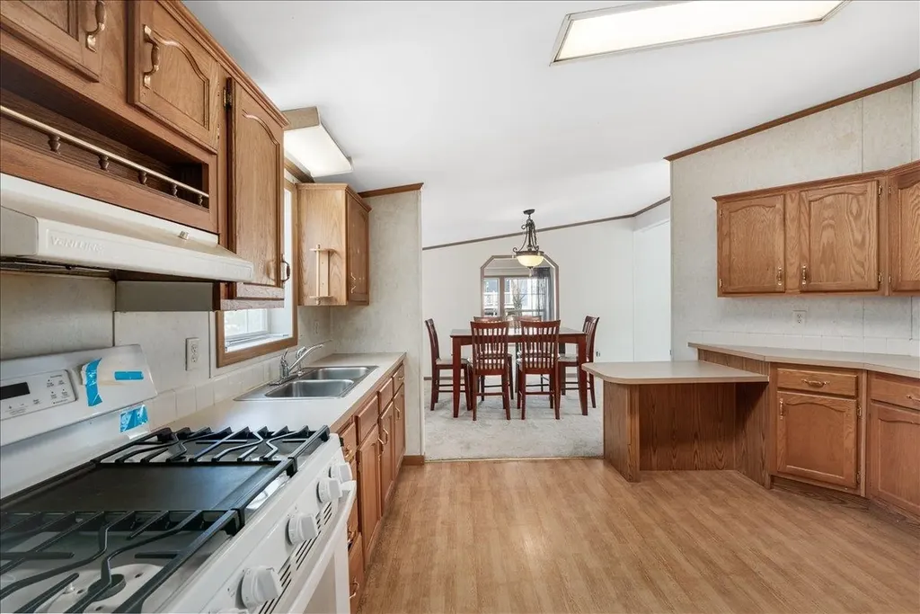 801 Nottingham Drive Exeter NH 03833