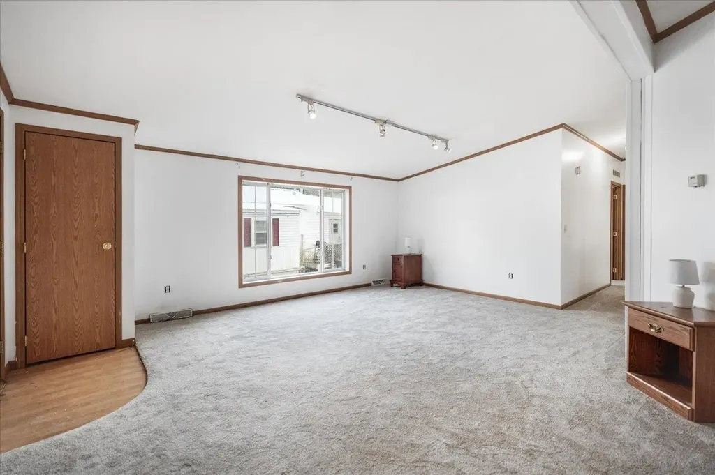 801 Nottingham Drive Exeter NH 03833