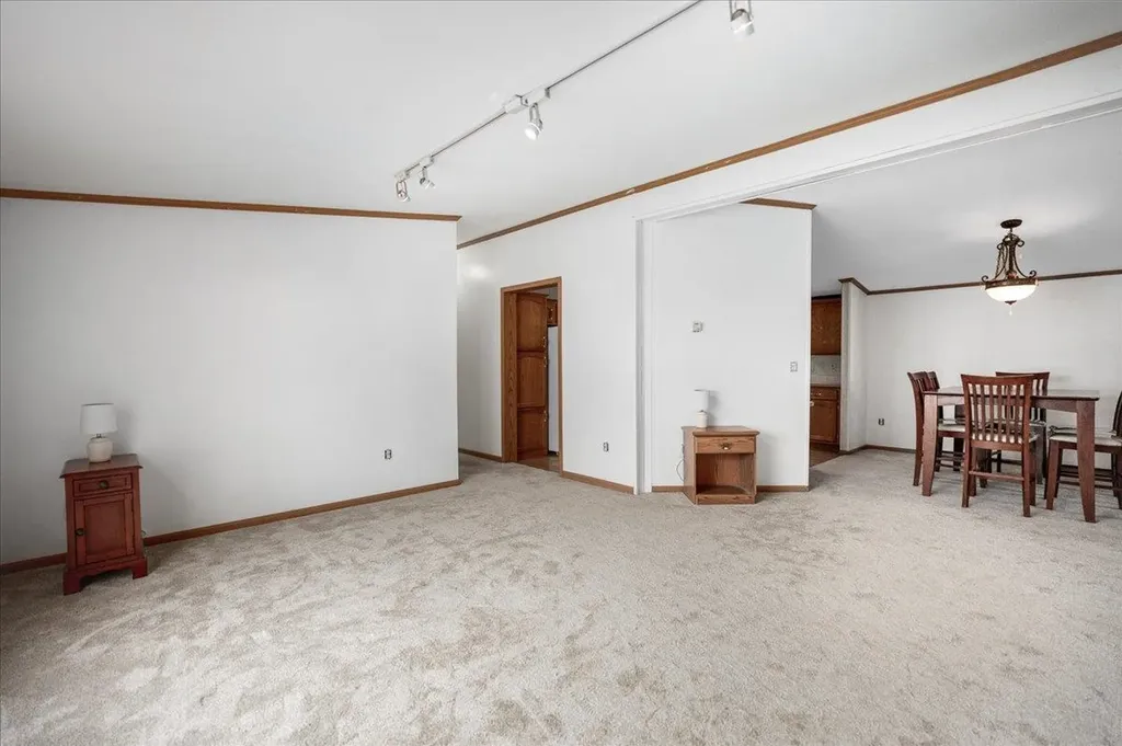 801 Nottingham Drive Exeter NH 03833