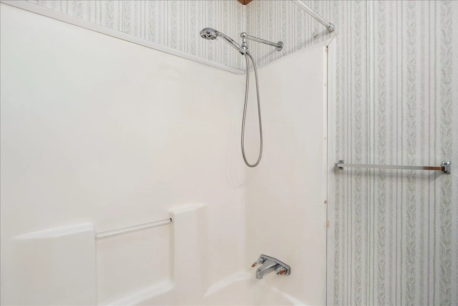 801 Nottingham Drive Exeter NH 03833