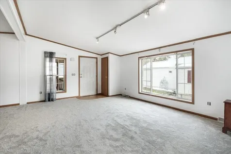 801 Nottingham Drive Exeter NH 03833