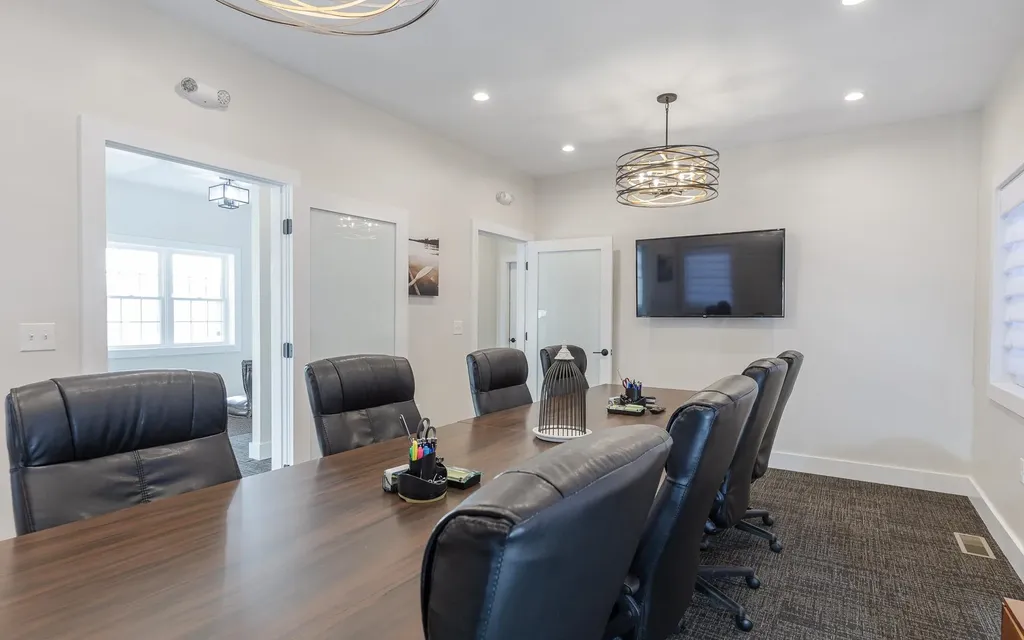 60 Dearborn Circle Walpole NH 03608