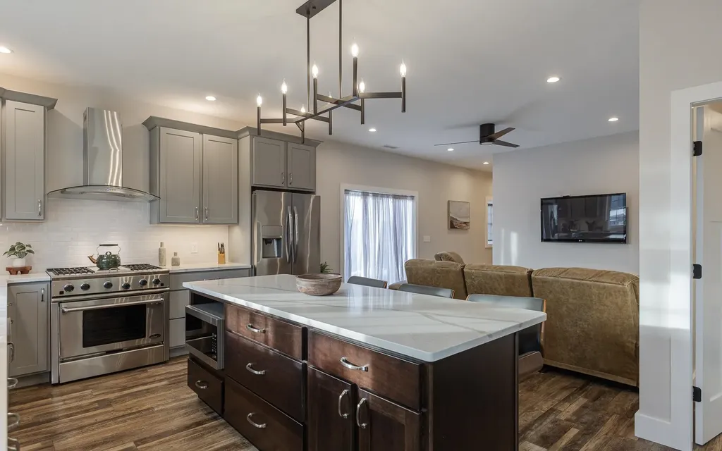 60 Dearborn Circle Walpole NH 03608