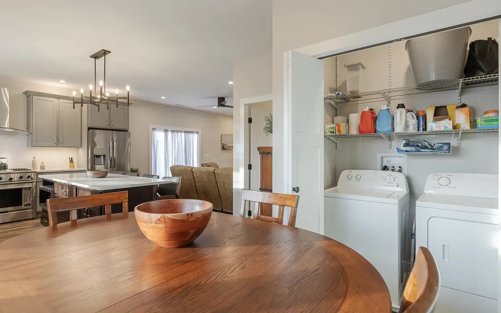 60 Dearborn Circle Walpole NH 03608