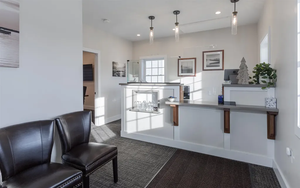 60 Dearborn Circle Walpole NH 03608