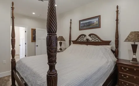 60 Dearborn Circle Walpole NH 03608