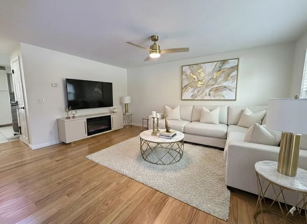 103 Derryfield Court Manchester NH 03104