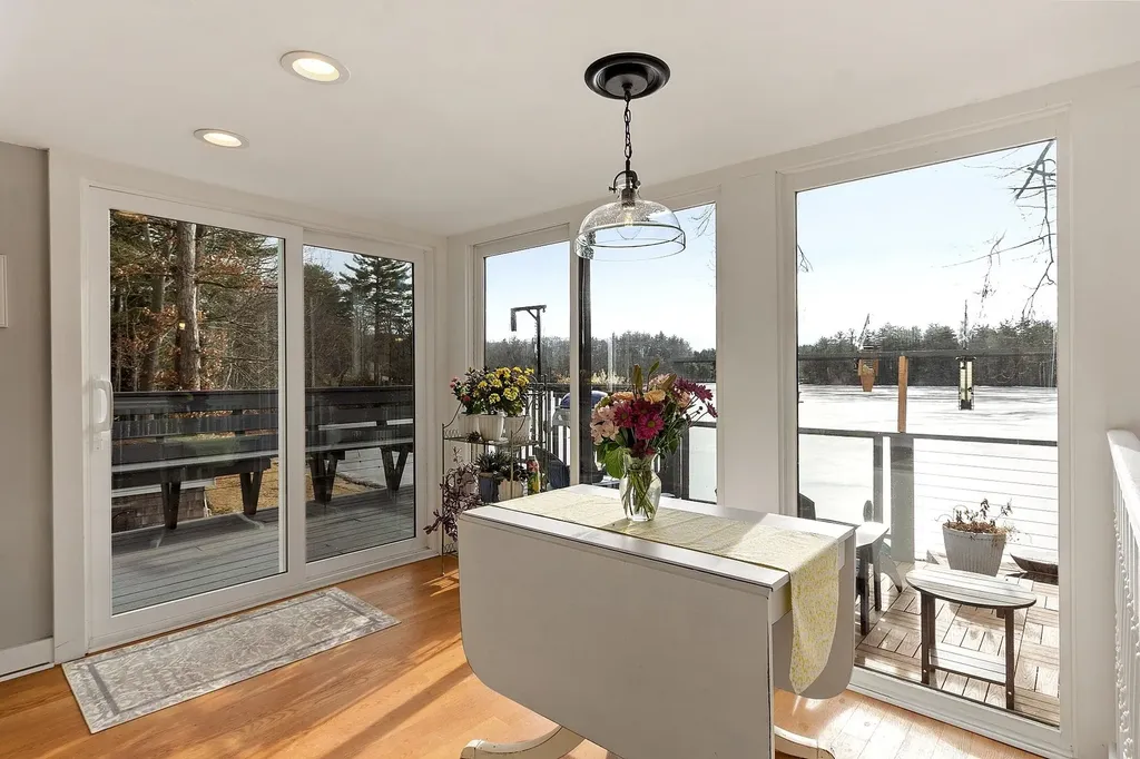 9 Casey Road East Kingston NH 03827