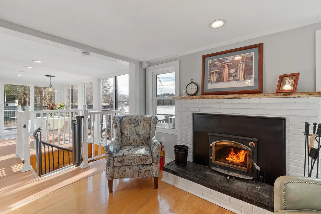 9 Casey Road East Kingston NH 03827