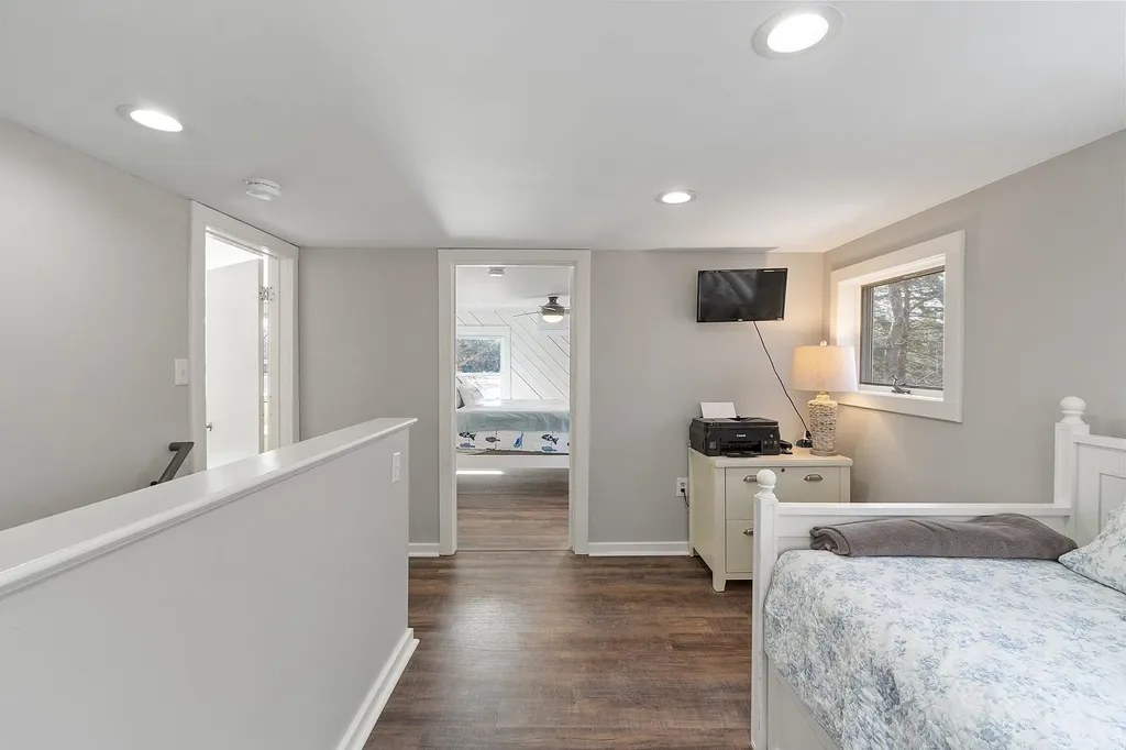 9 Casey Road East Kingston NH 03827