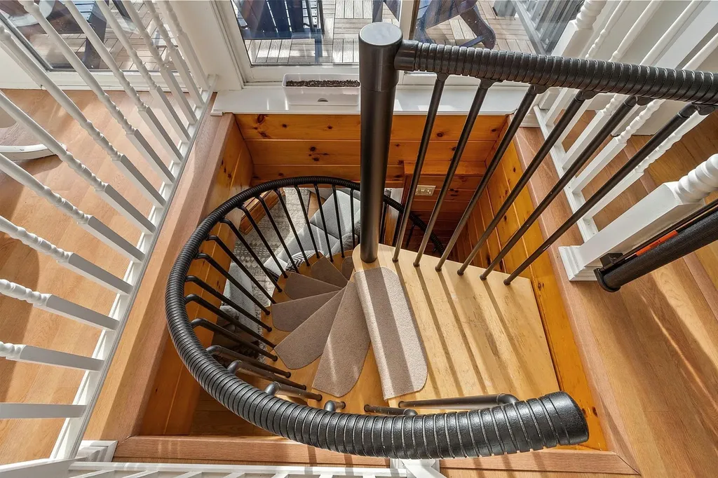 9 Casey Road East Kingston NH 03827