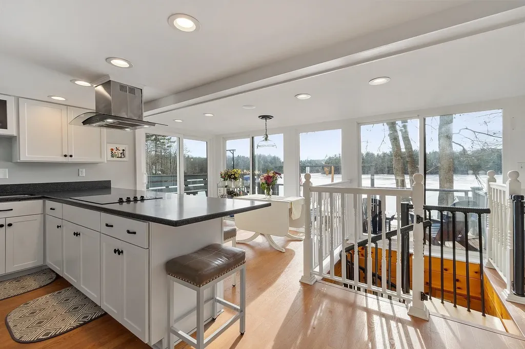 9 Casey Road East Kingston NH 03827