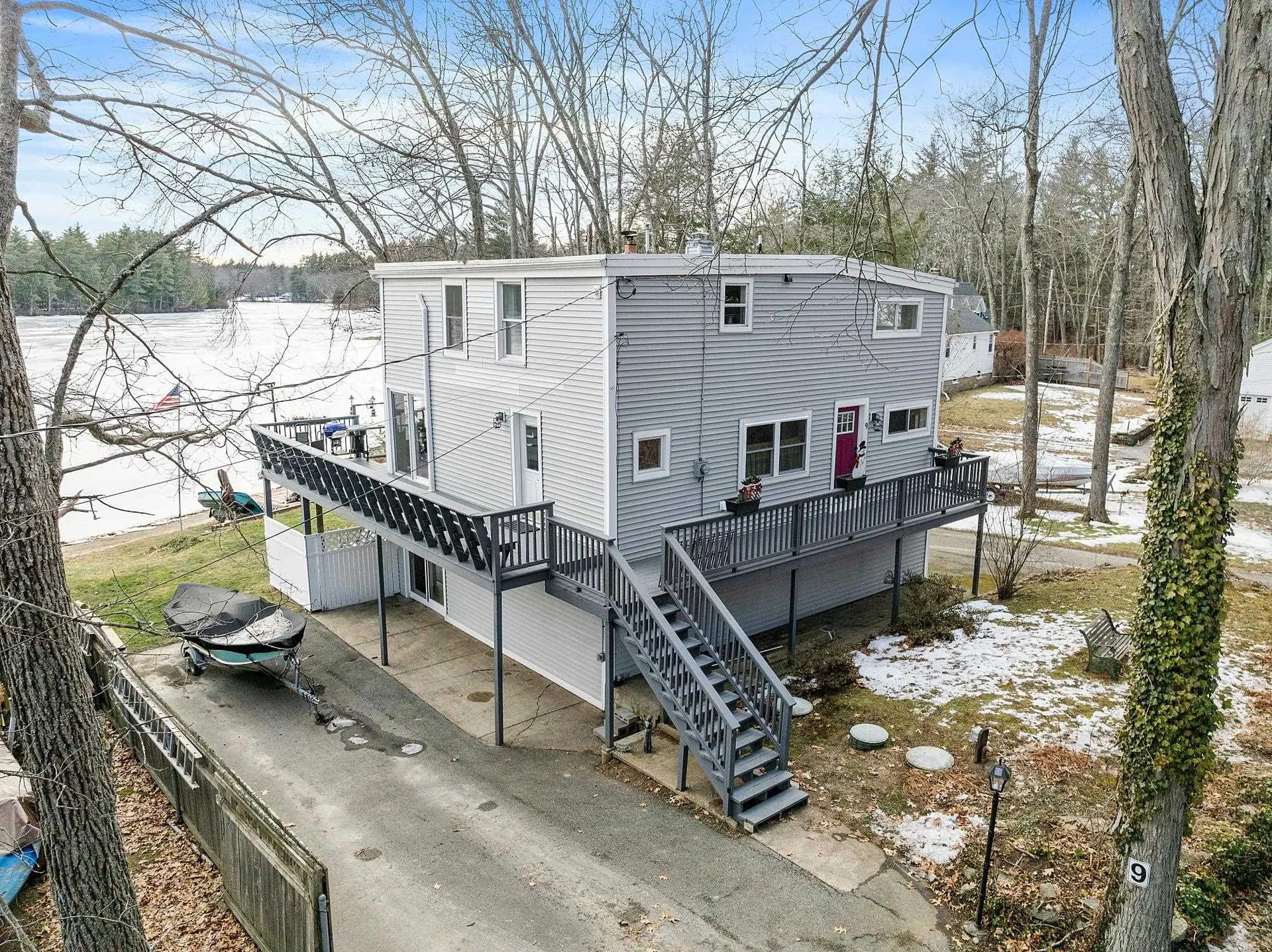 East Kingston NH, 9 Casey Road