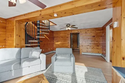 9 Casey Road East Kingston NH 03827