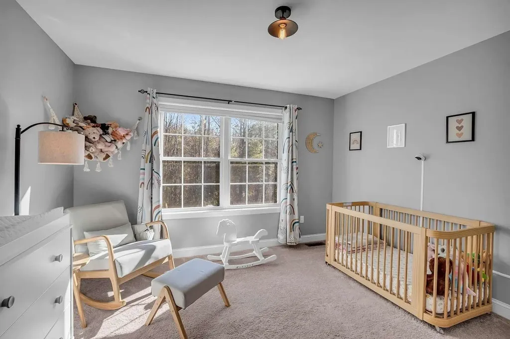 15 Peacock Hill Road Weare NH 03281