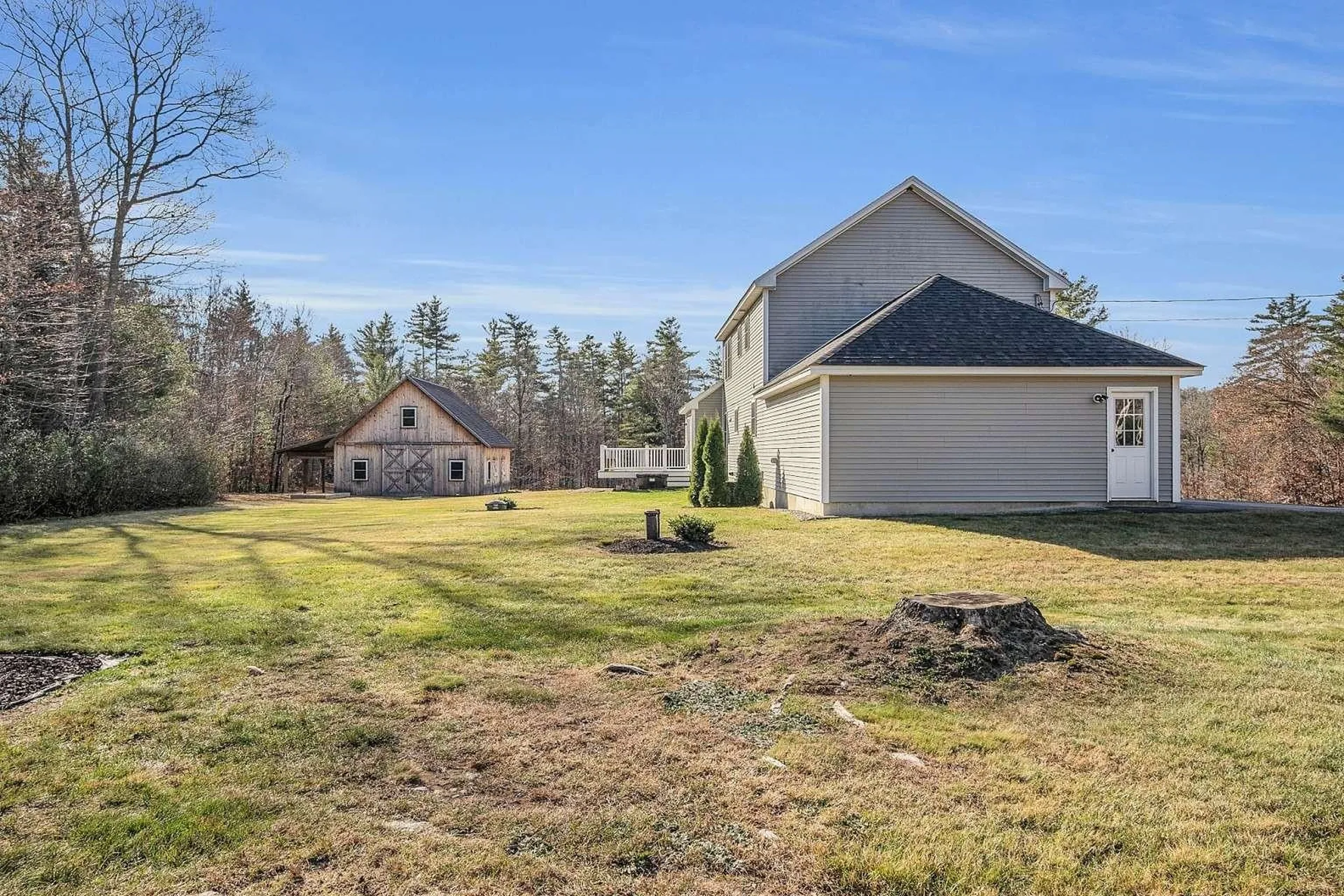 15 Peacock Hill Road Weare NH 03281