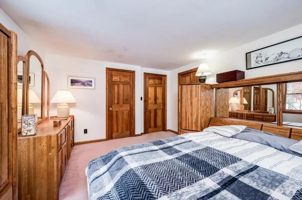 11 Willey Creek Road Durham NH 03824