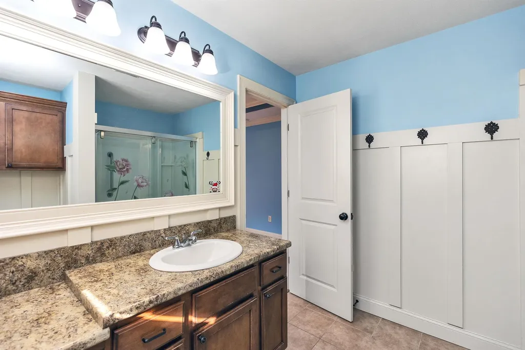 20 Amalia Way Rindge NH 03461