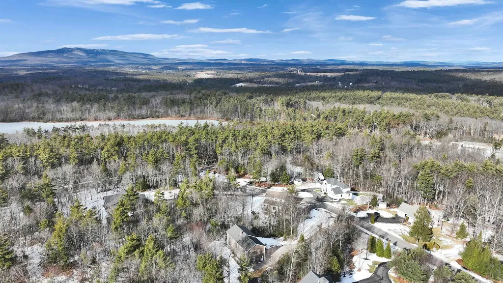 20 Amalia Way Rindge NH 03461