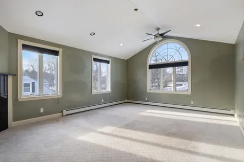 12 Nola Avenue Rochester NH 03867