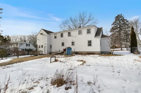 12 Nola Avenue Rochester NH 03867