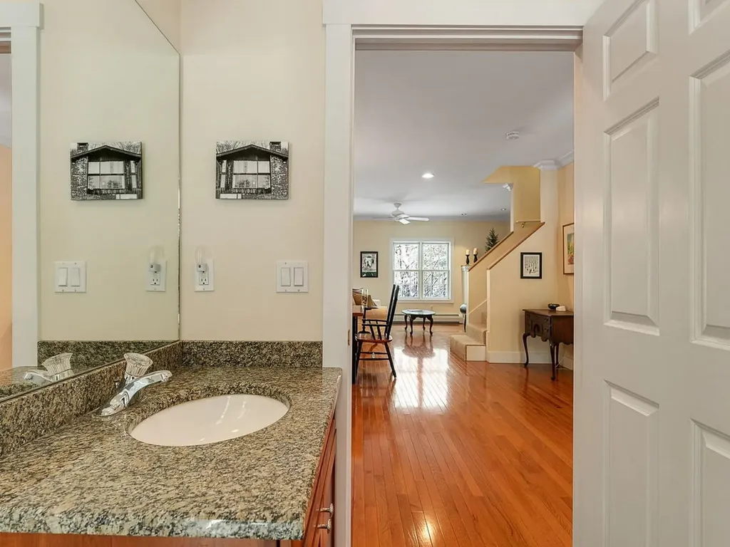 53 Amber Way Warren VT 05674