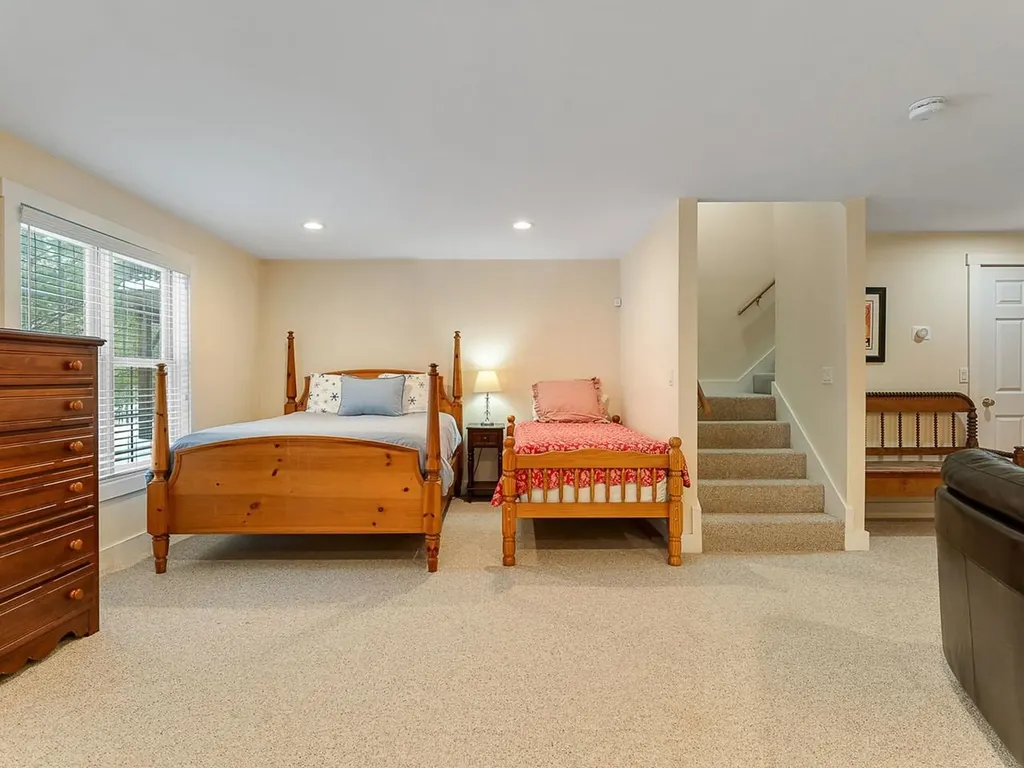 53 Amber Way Warren VT 05674