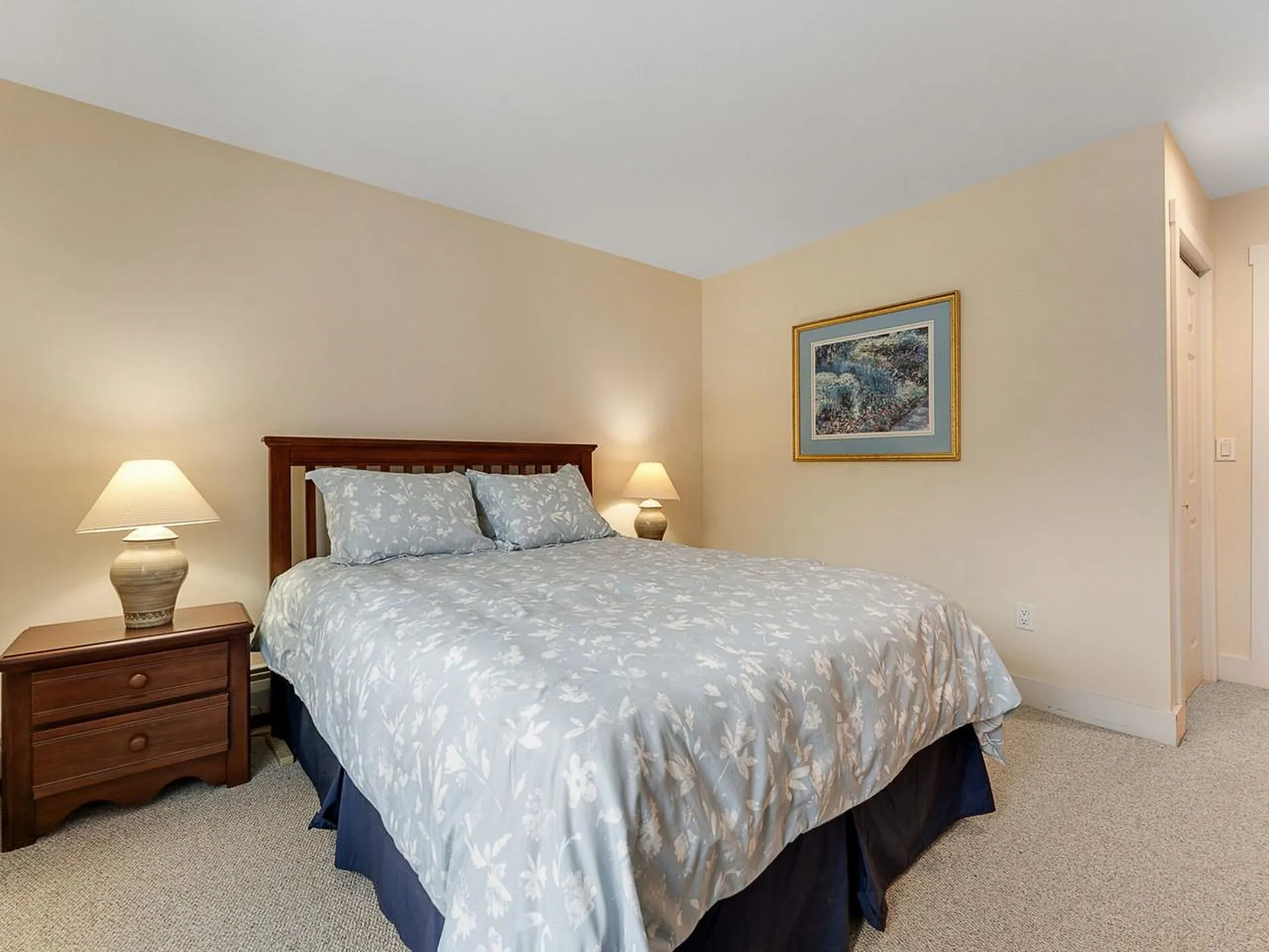 53 Amber Way Warren VT 05674