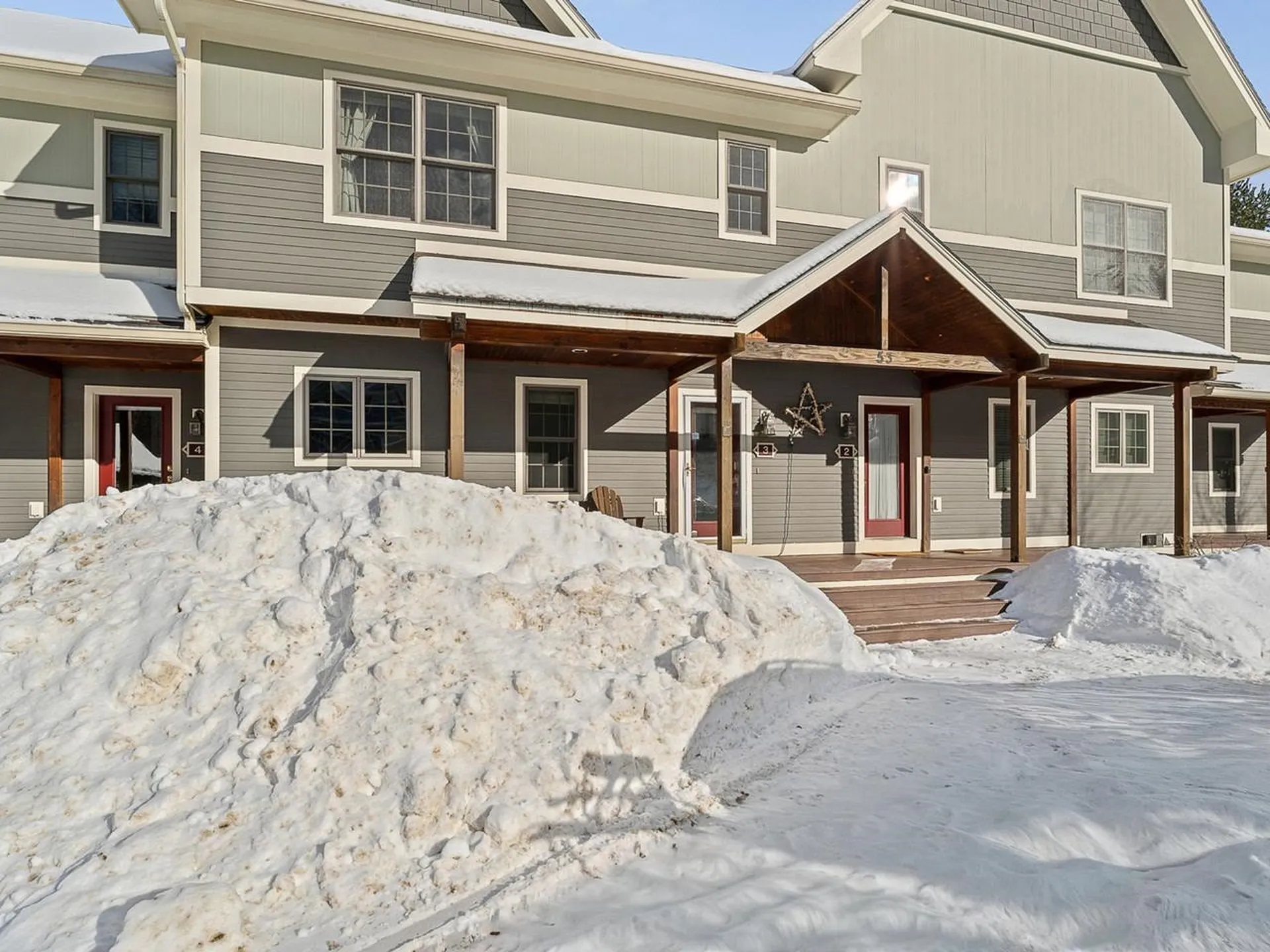 53 Amber Way Warren VT 05674