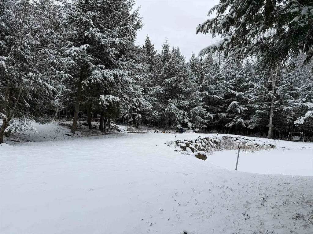 441 W Unity Road Claremont NH 03743