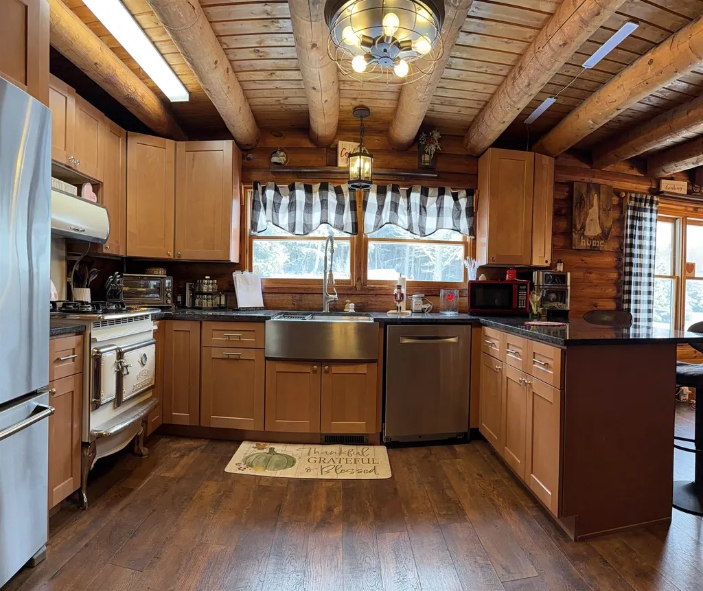 441 W Unity Road Claremont NH 03743