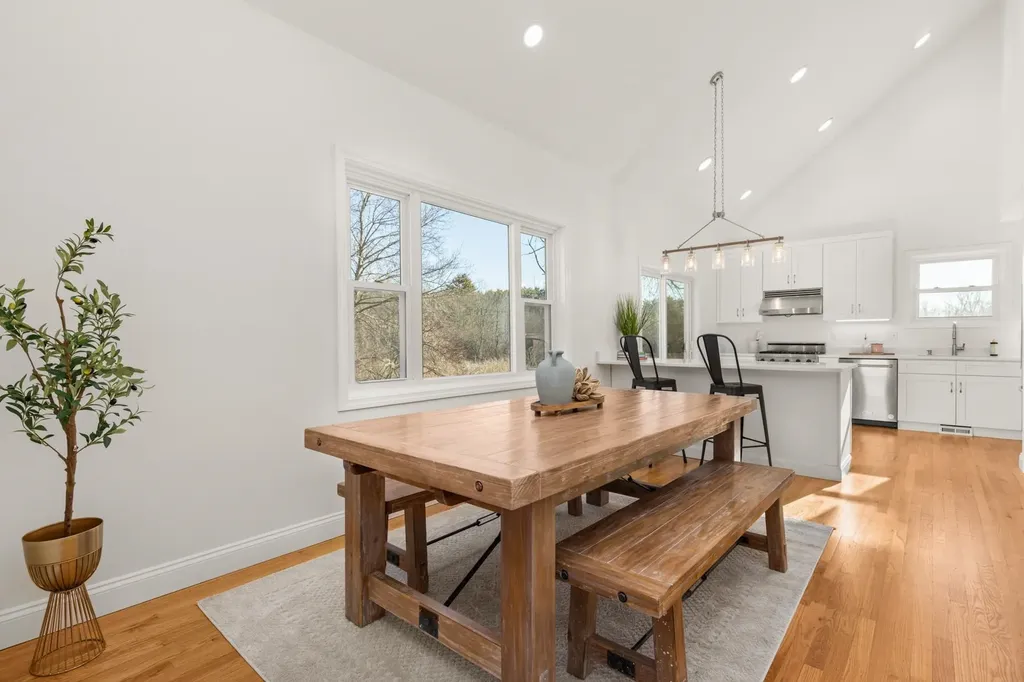 26 Moffat Street Portsmouth NH 03801