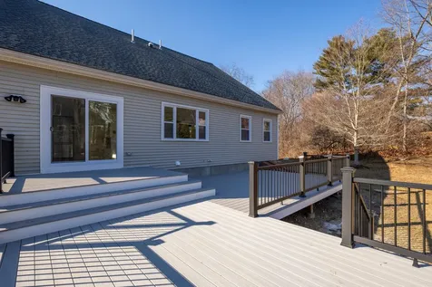 26 Moffat Street Portsmouth NH 03801